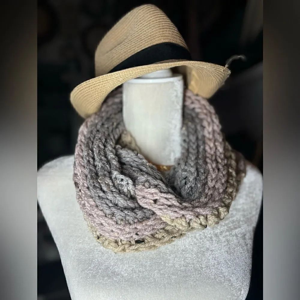 50” NEW Infinity Crochet Pink Gray Color Blends Winter Wrap Scarf